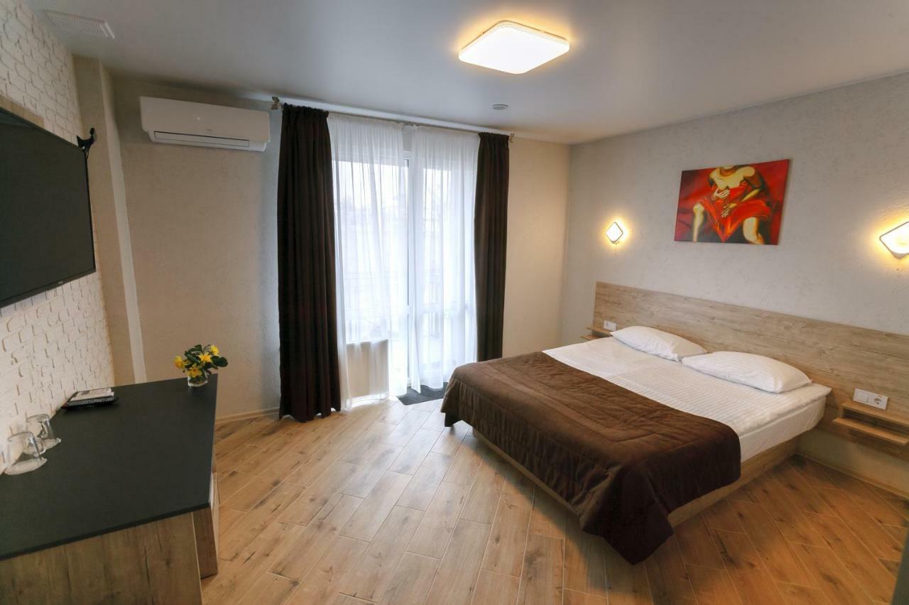 Raziotel Rishelyevskiy Cherson Exterior foto